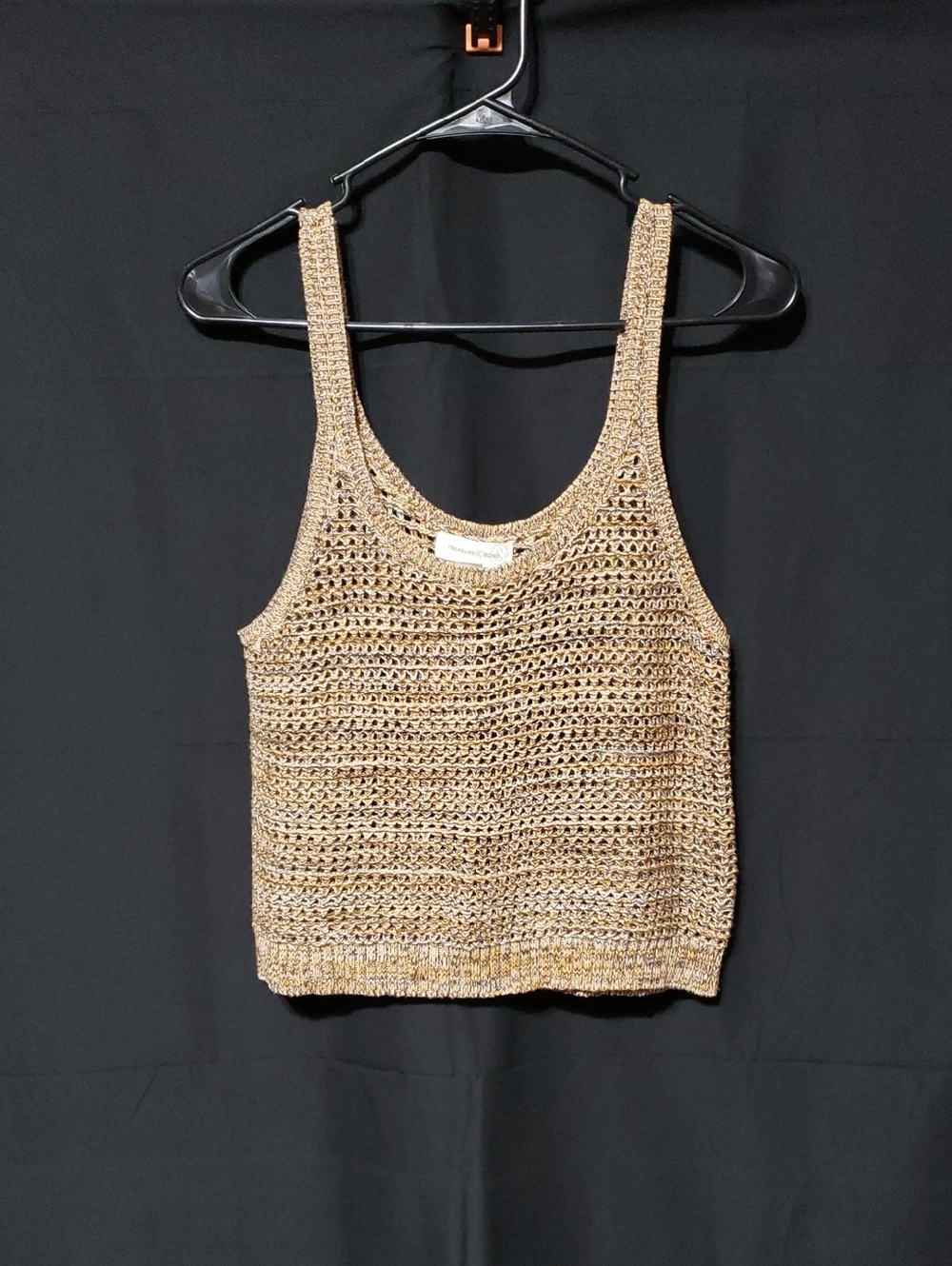 Treasure & Bond Beachy Boho Crop Neutral Tank Top.  Size: Small